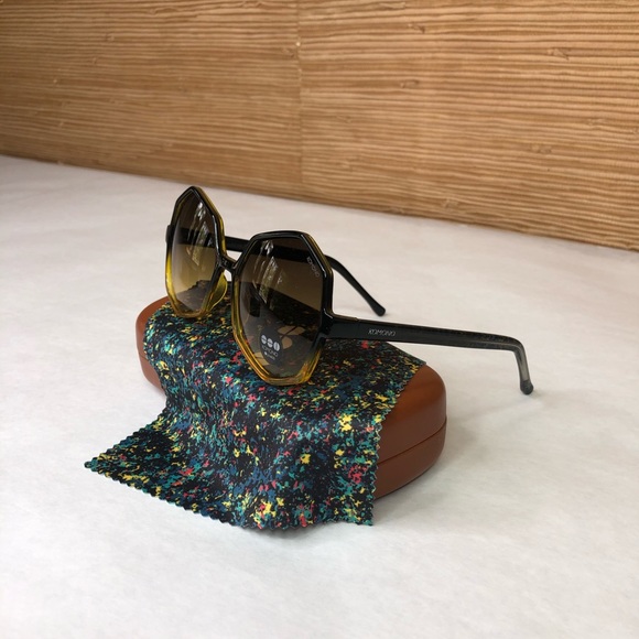 KOMONO Bonnie Expressionist Sunglasses (NEW) black gold - Picture 7 of 10